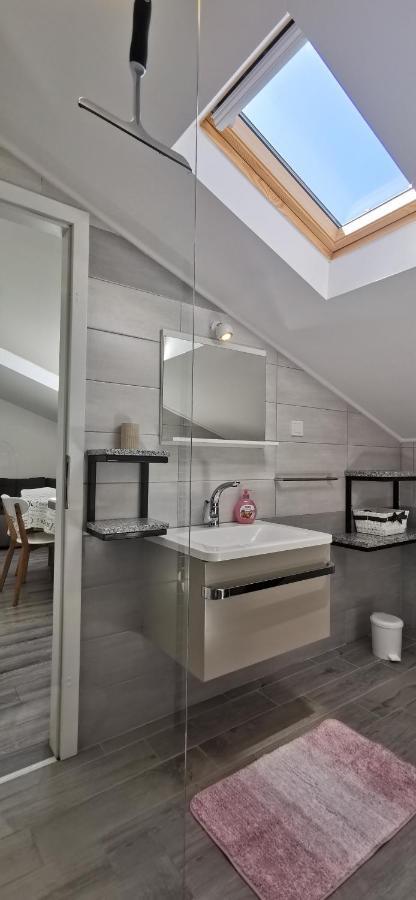 Apartments Angeline Rovinjsko Selo Bagian luar foto