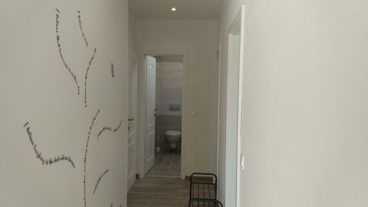 Apartments Angeline Rovinjsko Selo Bagian luar foto